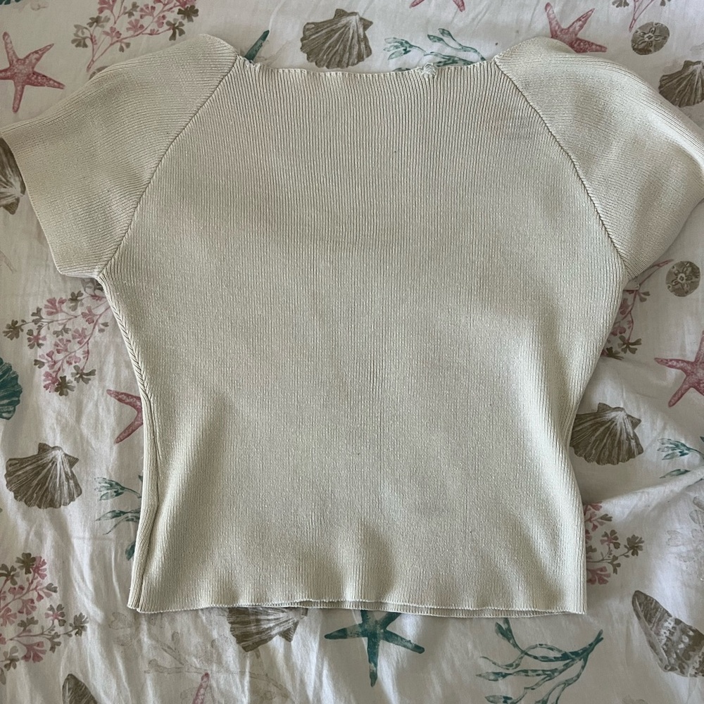 off white top - Picture 2 of 2